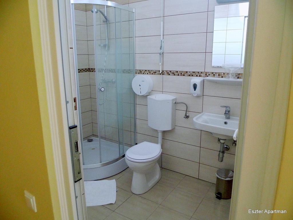 Eszter Apartman Бекешчаба Екстер'єр фото
