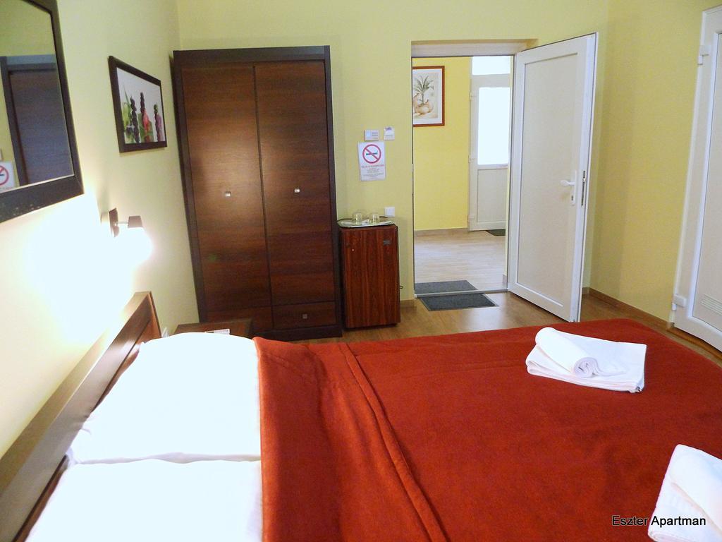 Eszter Apartman Бекешчаба Екстер'єр фото